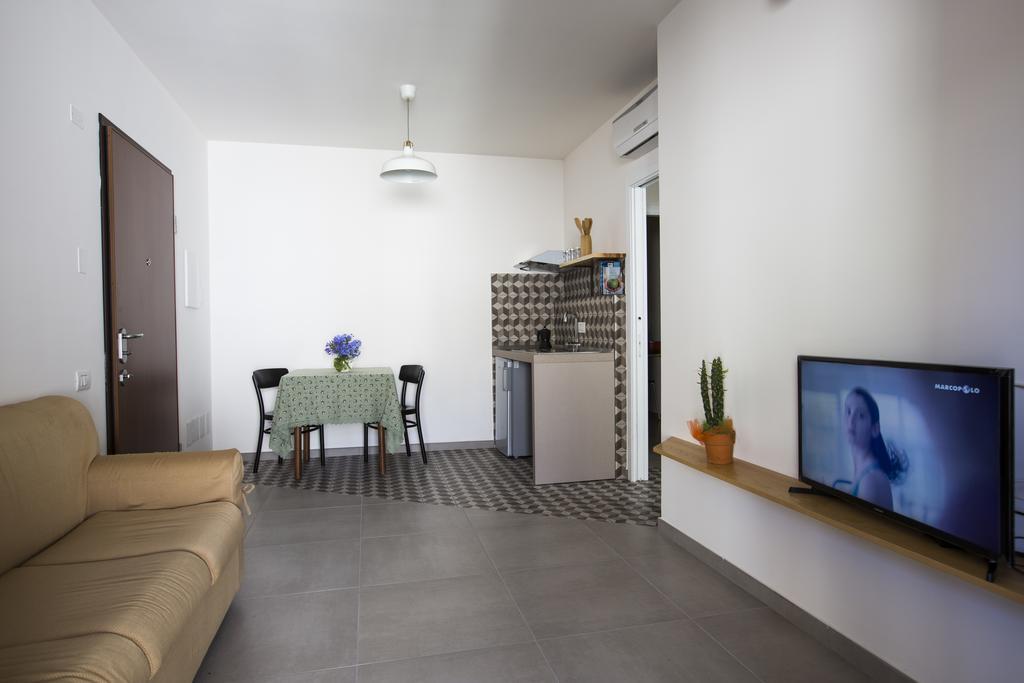 Quinto Tronco Hotel Elini Екстериор снимка